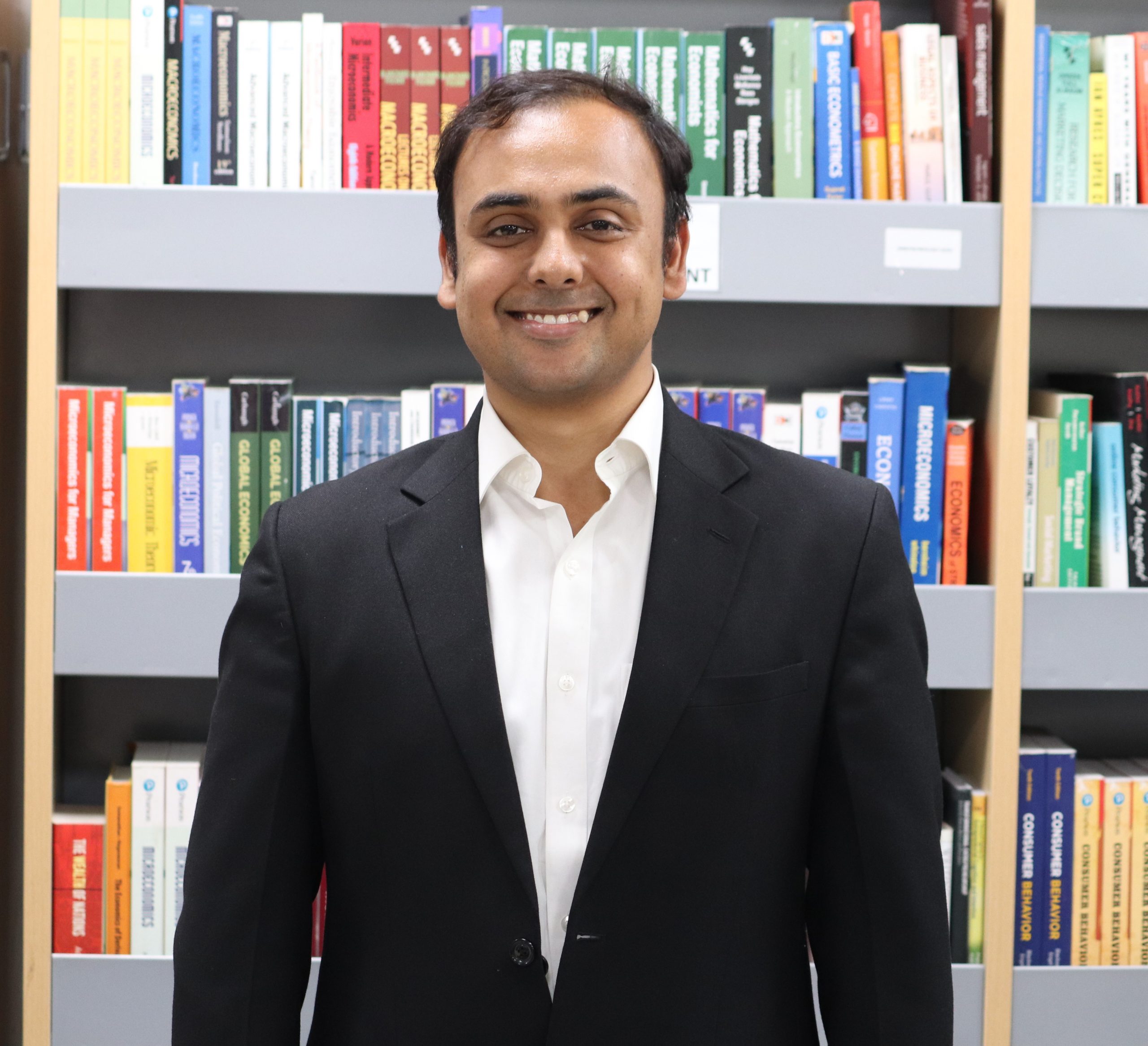 Dr. Ankur Shukla – IIM BG